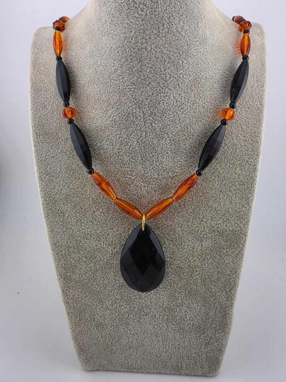 Vintage Black & Amber Orange Beaded Teardrop Pendant Necklace 30" Halloween